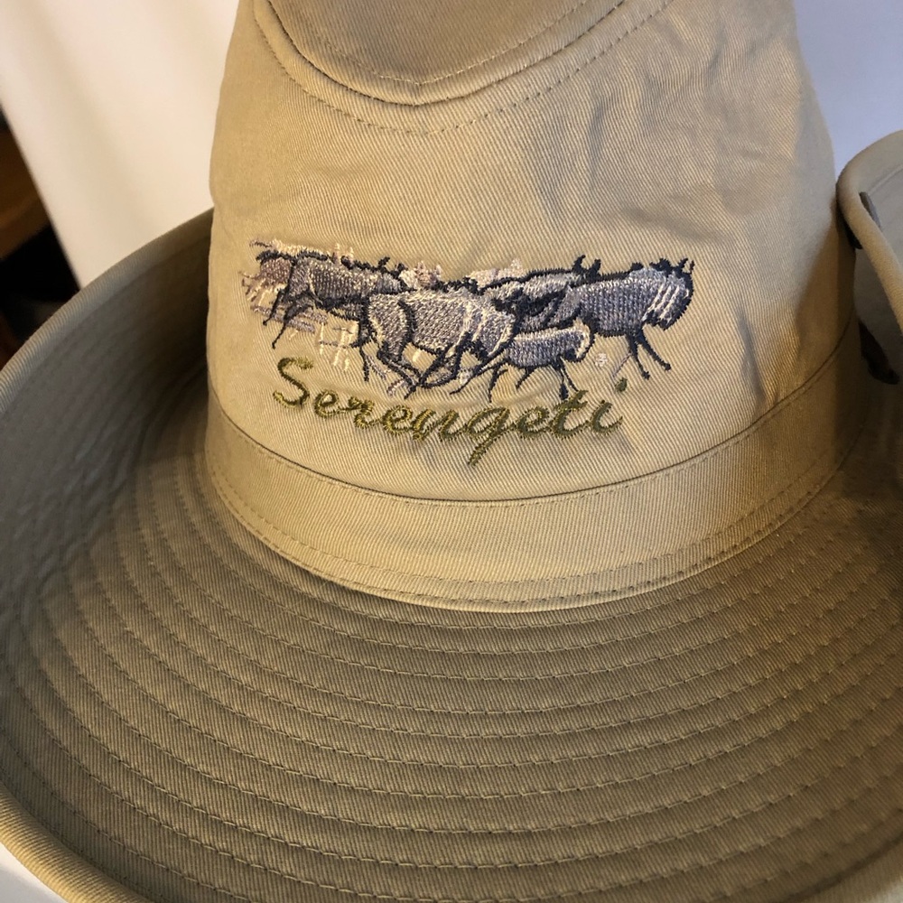 Serengeti Beige Embroidered Safari Hat NWOT